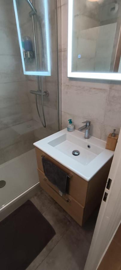Appart Cosy Auber Porte De Paris Aubervilliers Exterior foto